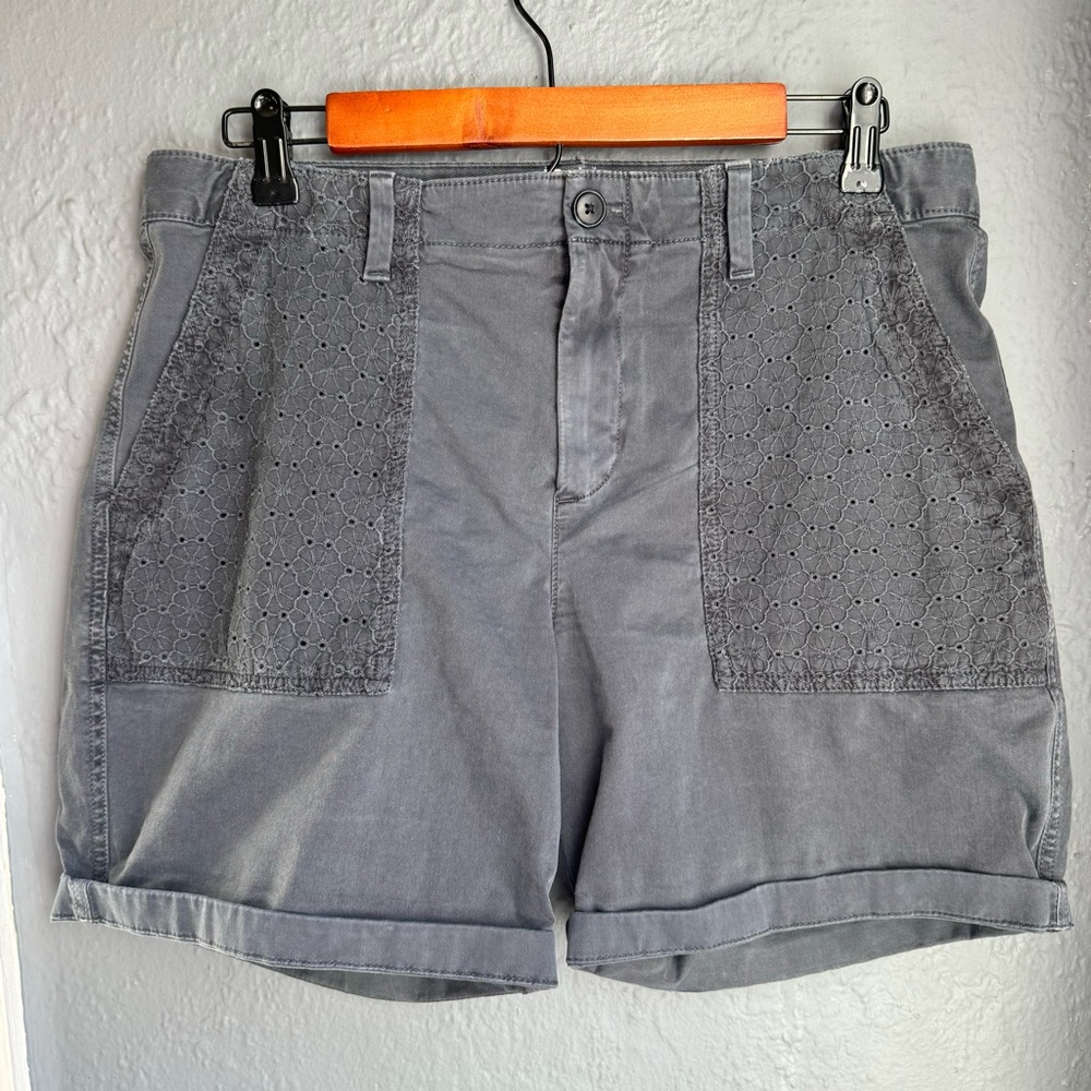 GAP Gray Girlfriend Chino Shorts with Eyelet detailing - Size 8